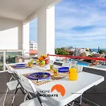 #193 Luxury Ocean View Pool & Terrace Apartmán