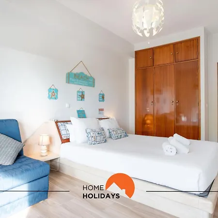 #193 Luxury Ocean View By Holidays Apartment Porches (Algarve)